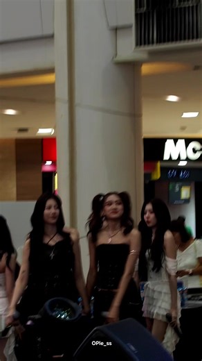 เพลง สิ่งเล็กน้อย (Less is more) #bommyn #ppannix_ #inthe8ight #โตโยต้าเมืองคนขับรถดี #toyotawhiteroadcity