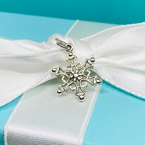 Vintage Tiffany & Co .925 Silver Snowflake Charm rare retired w/ box