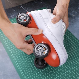 36K views · 191 reactions | Transform Your Sneakers with Simple DIY Hacks for a Luxurious Look! | 5-Minute Recycle | Facebook