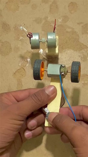 Dc motor generator rotating light#dcmotor #trending #foryourpage #shortstory #anitech #tech #shorts #tren