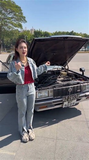 The Crown MS110 is Toyota s first turbocharged model. From a straight-six cylinder to a