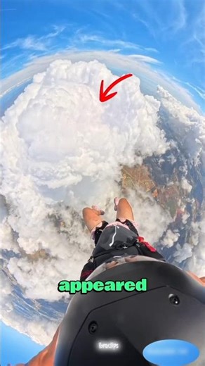 Jumping Into A Cloud☁️With A Skydiver #facts#skydiving#clouds#interesting