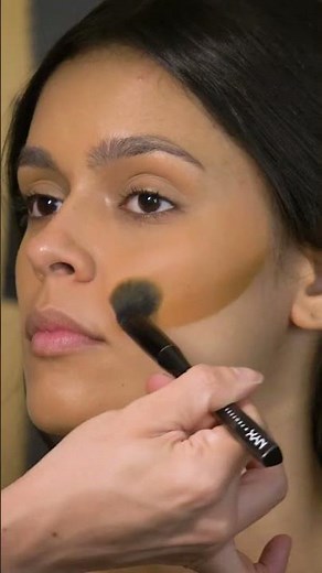 Is Makeup like Photoshop in Real Life?