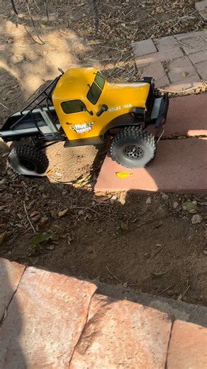 Fms atlas backyard testing after maintenance #rccars #FMS #climb #RC #rccrawler #Atlas | Ricky Kerr