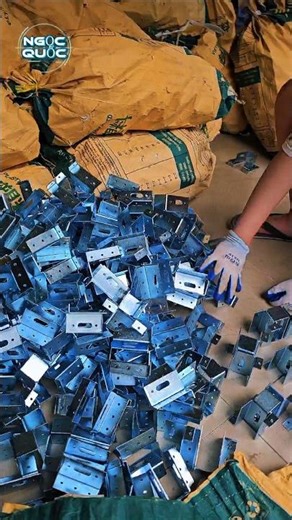 chú cô lướt ngang ghé vô mua bát u sắt l61p ghép gác sàn và mái tôn giùm con #batusatlapghe #batusat