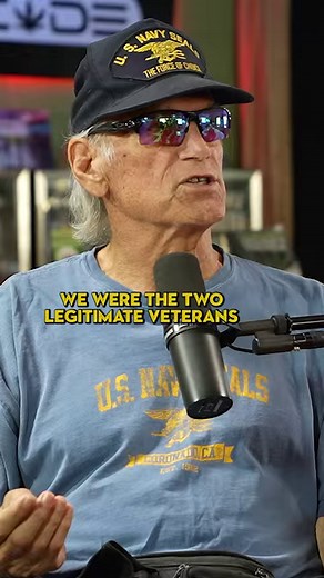 They Almost Cut “I Ain’t Got Time To Bleed” From ‘Predator’ #wwe #jesseventura #predator | Chris Van Vliet