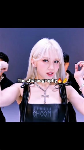 kpop on Instagram: "Thw choreographer🥵🔥 @leejung_lee . Follow @the_kpoppstann . . #leejunglee#choreography#choreghrapher#viral#fyp"