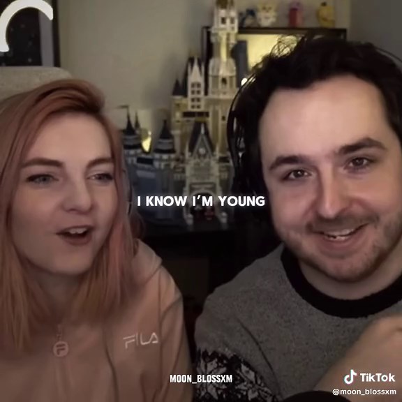 Lazy Day with Jizzie, Smallishbeans, and LDshadowlady in Minecraft