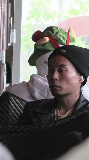 Weird Guy Farts in the Library! 😂