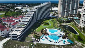 Escape to Paradise. Escape @ Edgewater. Book your escape today at edgewaterbeach.com or speak with us directly at (800) 822-4929. | Edgewater Beach Condominium