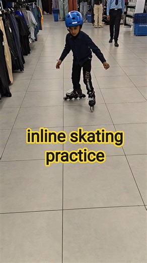 inline skating practice #skatingboyaddu #foryouシ#viralfbreelsfypシ゚#nonfollowersシ゚ #sba #girlreaction