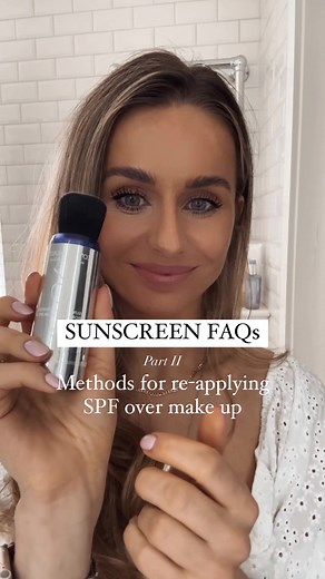 𝙈𝙚𝙩𝙝𝙤𝙙𝙨 𝙛𝙤𝙧 𝙧𝙚-𝙖𝙥𝙥𝙡𝙮𝙞𝙣𝙜 𝙎𝙋𝙁 𝙤𝙫𝙚𝙧 𝙢𝙖𝙠𝙚 𝙪𝙥. One of the main reasons I hear from my patients why they don’t re-apply SPF during the day is that they don’t want to ruin their make up! And I totally get it 😂🙋🏼‍♀️ 𝑭𝒊𝒓𝒔𝒕 𝒐𝒇 𝒂𝒍𝒍- 𝒓𝒆𝒎𝒆𝒎𝒃𝒆𝒓 𝒕𝒐 𝒔𝒕𝒂𝒓𝒕 𝒘𝒊𝒕𝒉 𝒂 𝒔𝒐𝒍𝒊𝒅 𝑺𝑷𝑭 𝒃𝒂𝒔𝒆 𝒖𝒏𝒅𝒆𝒓 𝒚𝒐𝒖𝒓 𝒎𝒂𝒌𝒆 𝒖𝒑! Here’s a few tips on how to re-apply SPF over your make up without ruining it ☝🏽 #botoxguildford #botoxsurrey #surreybeauty 