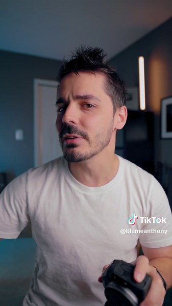 Best Camera for New Photographers: Canon R8 vs. Canon R6ii Comparison