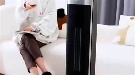 海尔智能语音取暖器H3，语音控制超方便，暖风柔和不干燥，卧室取暖更舒适，冬夜睡眠更安心。