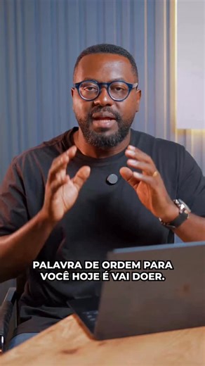 Vanderlei Duarte on Instagram: "VAI DOER “E todo aquele que tiver deixado casas, irmãos, irmãs, pai, mãe, mulher, filhos ou campos, por causa do meu nome, receberá cem vezes mais e herdará a vida eterna.” (Mateus 19:29) Toda renúncia feita por amor a Deus nunca termina em perda. O que parece sacrifício hoje se transforma em recompensa no tempo certo. Deus sempre honra quem escolhe obedecer. Forte Abs Pr. Vanderlei Duarte"
