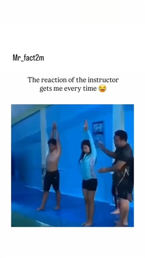 mr2m on Instagram: "This post shares a 16-second clip of a swimming lesson in an indoor pool, where a female instructor demonstrates handstands and somersault dives to a novice student, whose awkward execution prompts the instructor's exaggerated, wide-eyed reactions for comedic effect. - Posted by epic_hubb an Indonesian entertainment account specialising in viral humour clips, the video amassed over 500,000 views and 3,000 likes shortly after publication on 18 December 2025, reflecting strong 