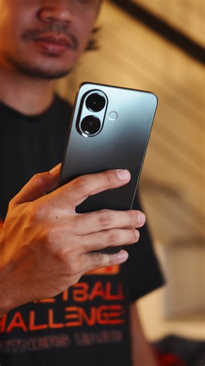 Switch apps like it’s nothing. ⚡ With up to 16GB Extended RAM, the vivo V60 Lite keeps every swipe smooth and every task light. #vivoV60LitePopPinkPhone #vivoV60LiteNonstopFun | vivo