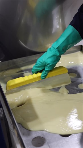 Sound on for some auditory glooping (that’s a thing, right?) 📣 | Wild Prairie Soap Company