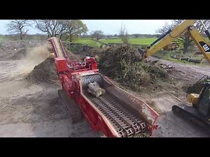 Morbark 3200 Wood Hog - Shredding Logs and Green Waste