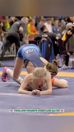 A Thrilling Women's Wrestling Match #grapplinggirls #wrestlinggirl #wwewomen #struggling #tiktok