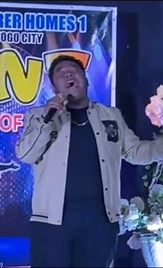 TalentedPinoys SPOTLIGHT! Dong Vinsoy: The Multitalented Sensation from Toledo City Prepare to be amazed by the talents of this multitalented Cebuano, John Vince Deiparine, famously known as Dong Vinsoy, from Toledo City. Dong Vinsoy's journey to stardom reached a significant milestone when he won as a Tawag ng Tanghalan daily winner, a renowned segment of It’s Showtime on ABS-CBN. This contest features amateur singers showcasing their vocal talents and competing against each other in a series o