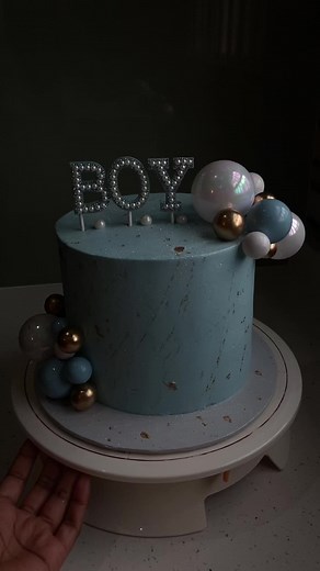 thee lm cakes on TikTok