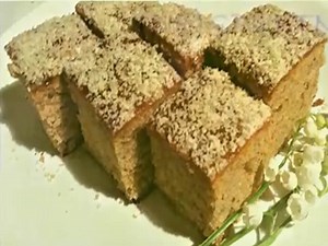 Posni kolač sa orasima i džemom