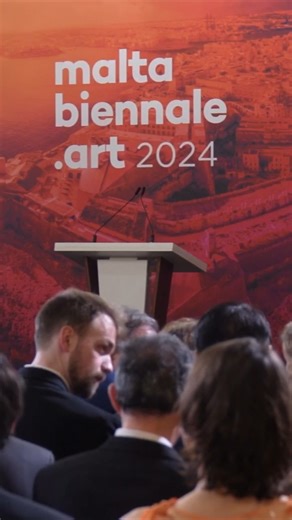 1.7K views | Feierlich eröffnet: die Maltabiennale.art! Das kulturelle Ereignis wird bis zum 31. Mai zig Kunstliebhaber aus aller Welt anziehen. Die Gastgeber und Künstler zeigten zum Eröffnungs-Event wie lebendig und vielfältig die internationale Ausstellung an den über 20 geschichtsträchtigen Orten von Museen über Gewölbe bis zu Tempelanlagen auf Malta und Gozo sein wird. #visitmalta #maltareise #biennale #art #maltabiennale.art #kunst | Visit Malta | Facebook