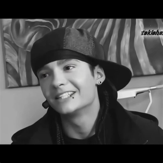 Tom Kaulitz 2009–2010: Early Tokio Hotel Years