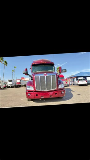 Exploring Peterbilt 579 and Kenworth Trucks