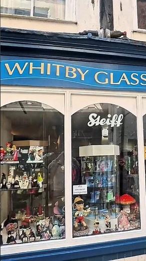 WHITBY'S FAMOUS LUCKY DUCKS!