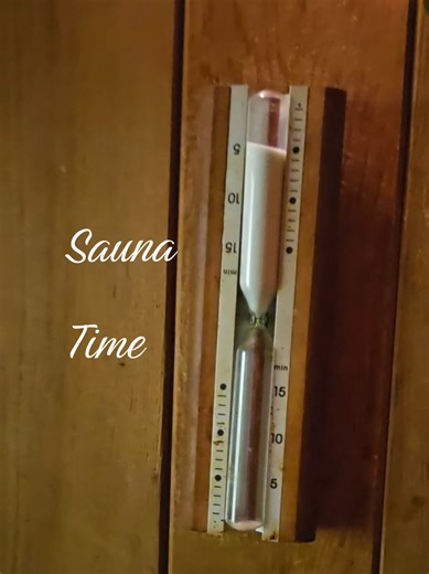 Please add sauna to your day, it has help me regulate myself and sleep better 🙏 . . . . . #sauna #selfcare #momlife #sleep #regulate
