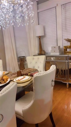 71K views · 752 reactions | Dining table Fall styling #fall #fallishere #fallcolors | B’décor | Facebook