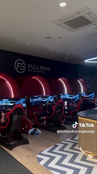 Experiencia de Carreras en Gunwharf Quays