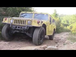 Here's What It's Like To Take A Hummer Off Road If You Don't Know What You're Doing