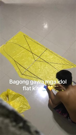 ##pabalat#kite#saranggola#panlaban#flatkite may taga likot pang kasama 🤪💛🪁