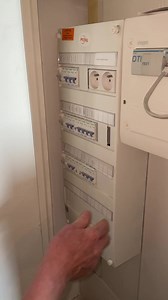 878K views · 12K reactions | Comment fonctionne un tableau électrique | Jean Marc Elec | Facebook