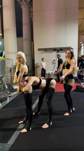 Ready Set Hood! on Instagram: "flexible @rusyakrutas 💪🏻"