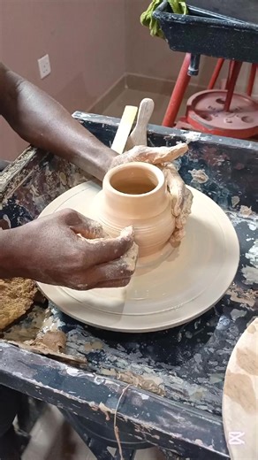 Sometimes the clay decides the direction of the work. Here, I was making a vase, but the shape wasn’t coming out as planned because the clay was too soft. Instead of forcing it, I listened, adjusted, and converted it into a mug. This is one of the quiet lessons pottery teaches — flexibility. Not every piece will follow your first idea, but when you learn to adapt, you can still create something beautiful. #ofysmithpottery #DIY #potterystudio #claywork #artdisplay