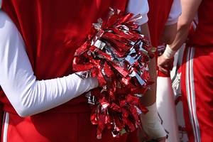 15 Cheerleaders Hospitalized from Bus Fumes