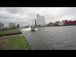 Sea Fox 256 CC with twin Suzuki DF 200 outboards, Boatland.nl