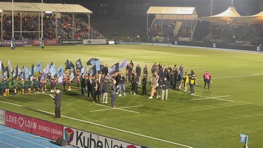 ⚔️ Glasgow Warriors royalty are at Scotstoun for the Munster clash The 2015 Pro12 winners received a rapturous reception 👏 | Scotland Rugby News