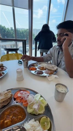 Office Lunch Vibes 😋 | Team Bonding Over Food 🍛🥗