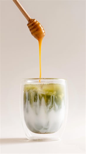 13 reactions | From untouched New Zealand landscapes to your spoon - our Manuka Honey is as pure as it gets. Nature made it powerful, we simply bottle it. #wellnesscreator #manukahoney #rawhoney #superfood #healthylifestyle #wellness | New Zealand Honey Co. | Facebook