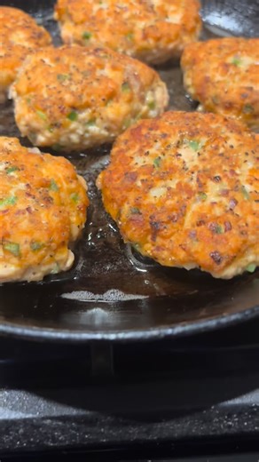 Chef Jesse’s fresh salmon cakes…. POW!! | Jesse Chef Jones