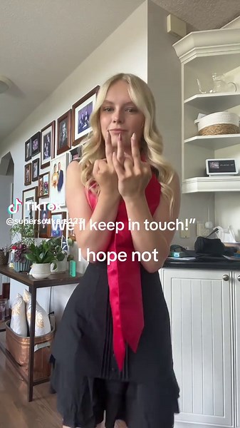 Middle Finger Trick Tutorial: Mastering Finger Combos