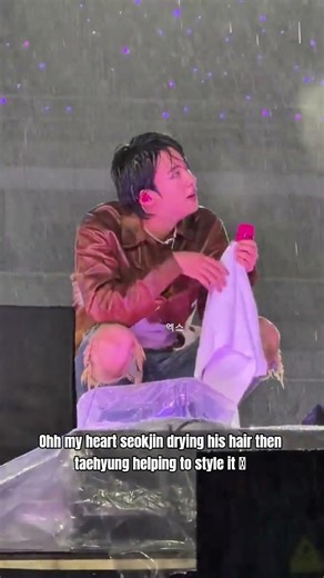 taehyung helping jin to fix his hair #kimseokjinedits #taejin #seokjin #jin