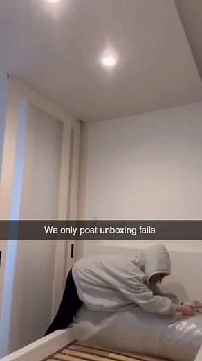 The ultimate unboxing fails compilation! © No copyright intended.#viral #fyp #unboxingvideo #fails #trending #unboxingfail #fypシ | Scare.prank.us