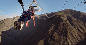 Ez az új extrém őrület: megépítették a világ legnagyobb katapultját – videó