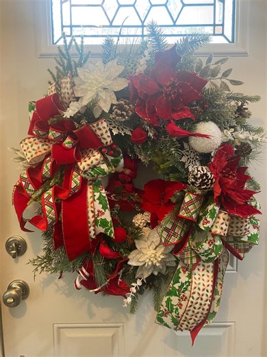 Cardinal Christmas Wreath, Poinsettias, Pine Cones, Hand-tied Bows - Etsy
